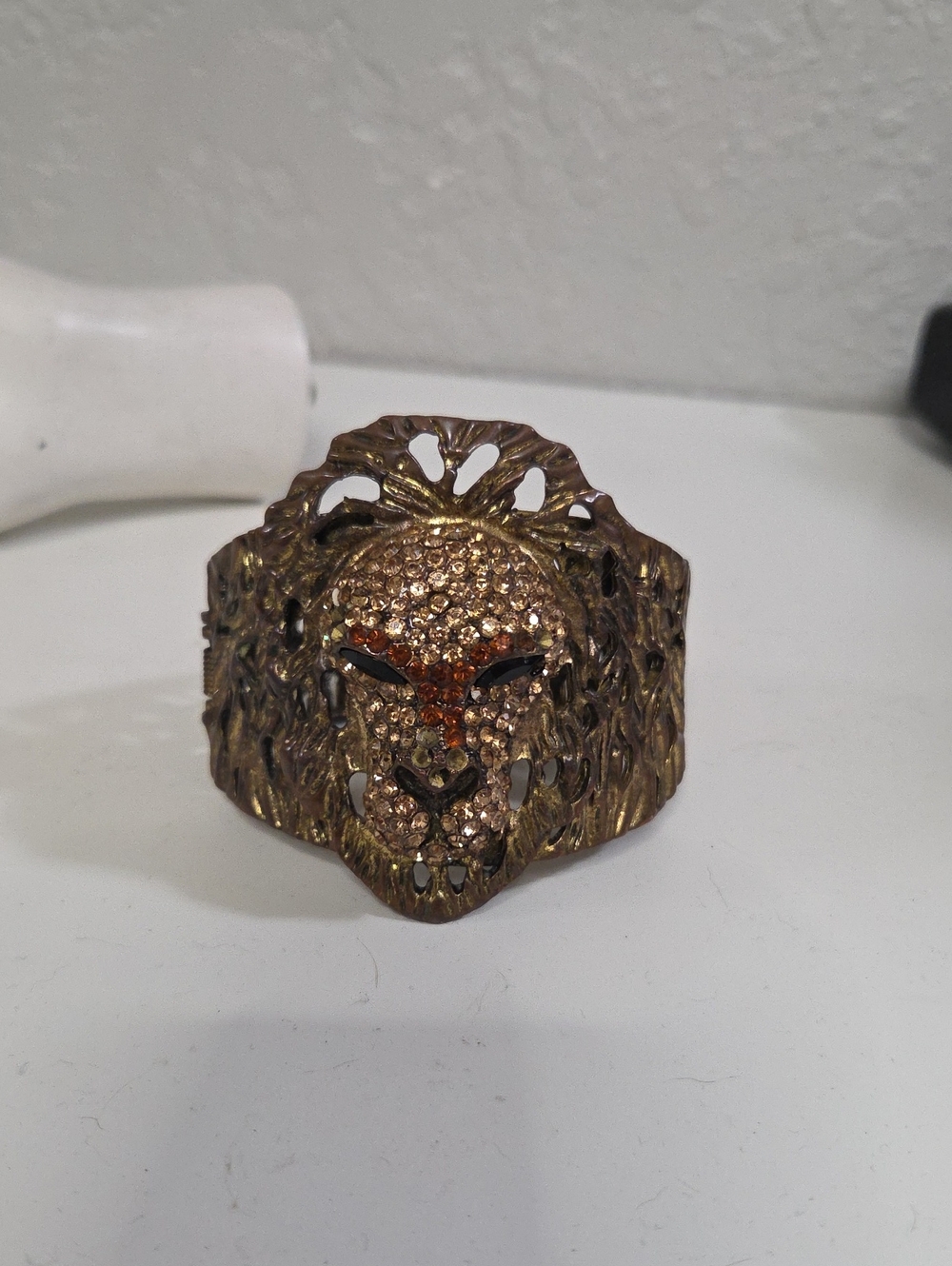 Vintage Rhinestone Lion Gold Tone Hinged Clamper Bracelet [1764]
